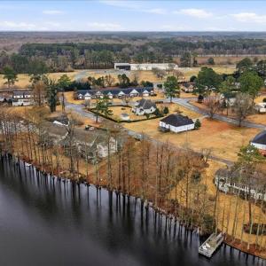 17-1100 S Lakeside Dr-17