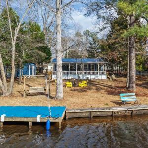 Start Living the Lake Life!