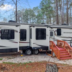 Exterior-115 Mahto Dr