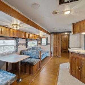 1561 Sagamore Interior