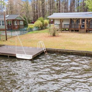 Welcome to 1561 Sagamore Drive!