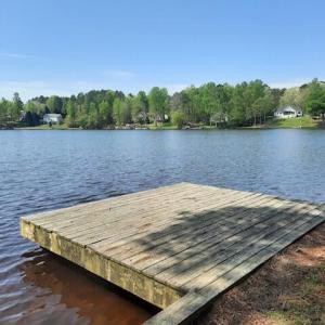 Scenic lakefront views