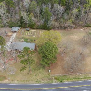 Pasture with 730ft of farm fence