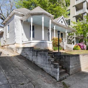 411 N Boylan