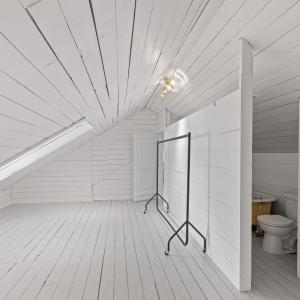 21-2728 Anderson Dr_8132