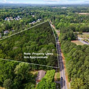 03-631-633 Clayton Rd