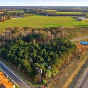 Bud Hawkins Rd-21