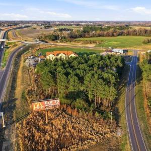 Bud Hawkins Rd-16