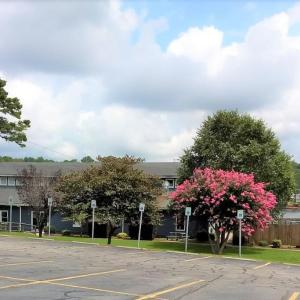 Lake Royale Clubhouse 1