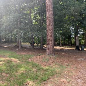 125 Green dr front