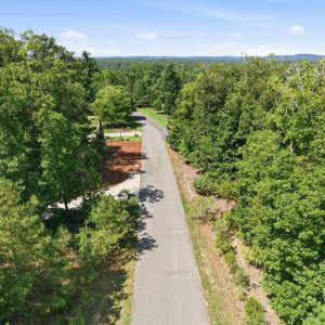 27-web-or-mls-Surrounding Neighborhood 3
