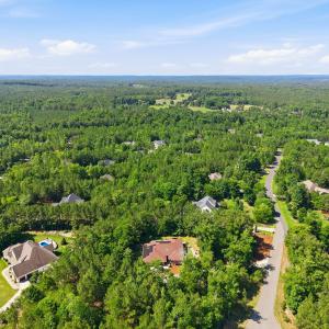 28-web-or-mls-Surrounding Neighborhood