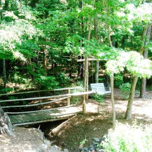 Park near 221, 229 Valley Lane