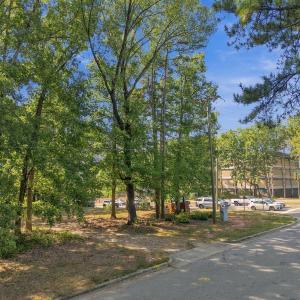 Photo #9 of 5710 Glenwood, Raleigh, NC 1.3 acres
