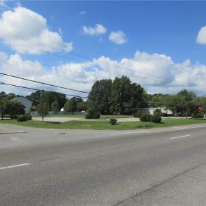 Photo #3 of 2019 George Washington Memorial Highway, Yorktown, Virginia 1.2 acres