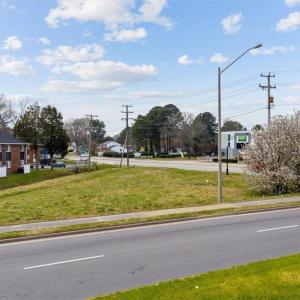 Photo #13 of 50 Settlers Landing Road, Hampton, Virginia 0.4 acres