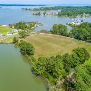 Easy access to Mobjack & Chesapeake Bays