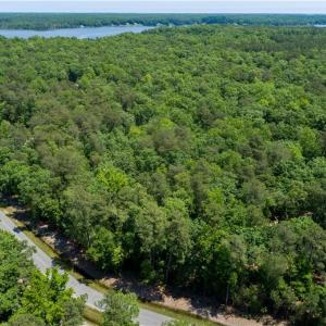 Quiet, coastal living just minutes from downtown Gloucester Courthouse