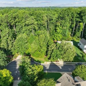 Photo #4 of 9925 Mountain Berry Court, Toano, Virginia 0.3 acres