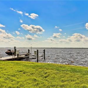 Photo #23 of 3665 Sandpiper Road, Virginia Beach, Virginia