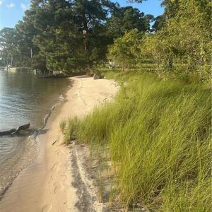 Photo #1 of 1.64ac Somerset Way, Hayes, Virginia 1.6 acres