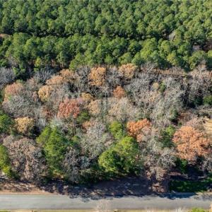 Photo #11 of 2412 Reserve Drive, Williamsburg, Virginia 1.3 acres