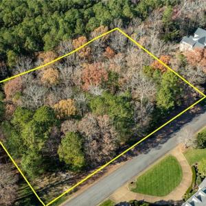 Photo #13 of 2412 Reserve Drive, Williamsburg, Virginia 1.3 acres