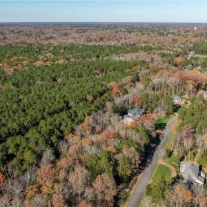 Photo #6 of 2412 Reserve Drive, Williamsburg, Virginia 1.3 acres
