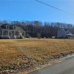 Newer homes within 1/4 mile