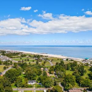 Photo #12 of 17 Seaview Drive, Hampton, Virginia 0.5 acres