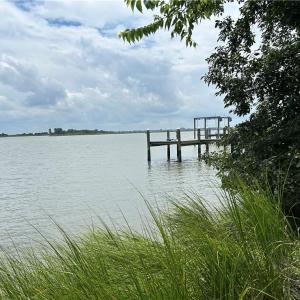 Photo #3 of 17 Seaview Drive, Hampton, Virginia 0.5 acres