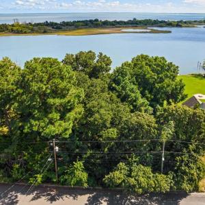 Photo #5 of 17 Seaview Drive, Hampton, Virginia 0.5 acres