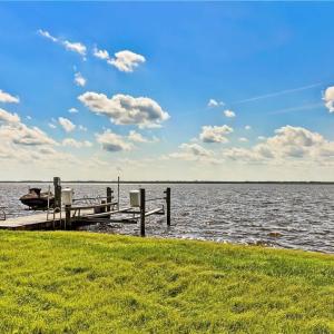 Photo #20 of 3665 Sandpiper Road, Virginia Beach, Virginia