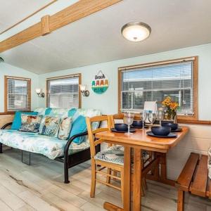 Photo #12 of 3665 Sandpiper Road, Virginia Beach, Virginia