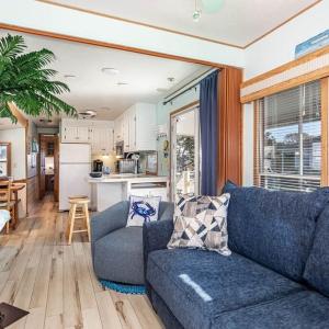 Photo #13 of 3665 Sandpiper Road, Virginia Beach, Virginia