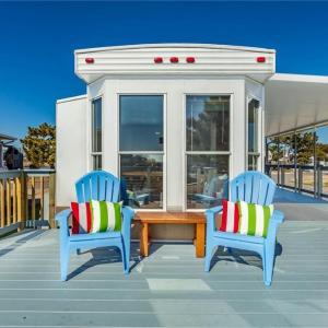 Photo #5 of 3665 Sandpiper Road, Virginia Beach, Virginia