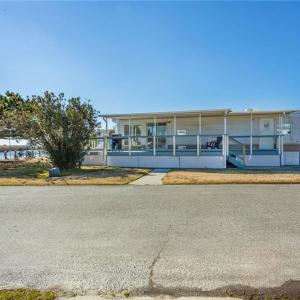 Photo #7 of 3665 Sandpiper Road, Virginia Beach, Virginia