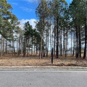 Photo #5 of 231 Benthall Road, Hampton, Virginia 1.3 acres