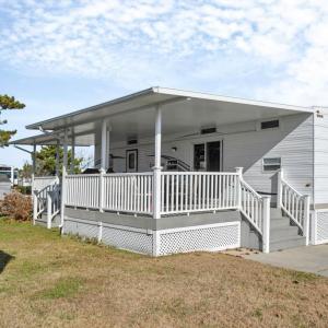 Photo #2 of 3665 Sandpiper Road, Virginia Beach, Virginia