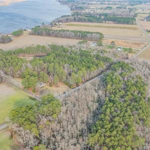Photo #11 of 1580 Tulls Creek Road, Moyock, North Carolina