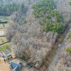 Photo #3 of 1580 Tulls Creek Road, Moyock, North Carolina