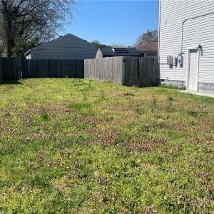 Photo #1 of -1/4ac Oak Street, Portsmouth, Virginia