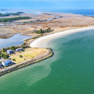 Photo #6 of 215 Lighthouse Drive, Hampton, Virginia 3.1 acres