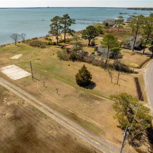 Photo #18 of 1754 Jenkins Neck Road, Hayes, Virginia 1.1 acres