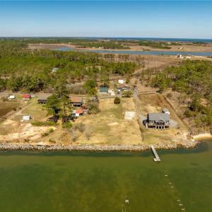 Photo #5 of 1754 Jenkins Neck Road, Hayes, Virginia 1.1 acres