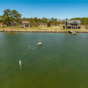 Photo #10 of 1754 Jenkins Neck Road, Hayes, Virginia 1.1 acres