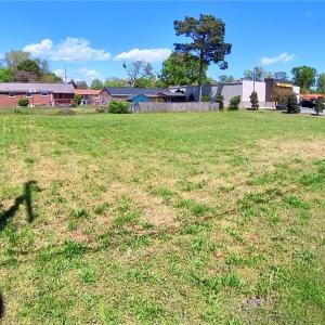 Photo #3 of 727 Willow Drive, Newport News, Virginia 0.2 acres