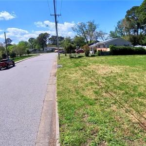 Photo #5 of 727 Willow Drive, Newport News, Virginia 0.2 acres