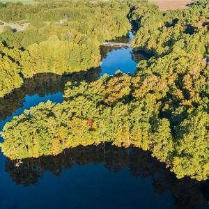 Photo #2 of 2285 KINGS FORK Road, Suffolk, Virginia 4.6 acres