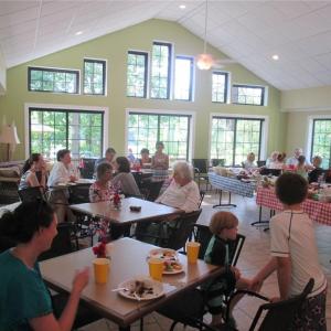 Kingspoint Clubhouse